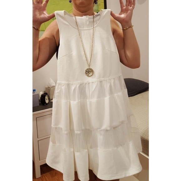 💕DAINTY HOOLIGAN💕 Short White Dress ~ DAMAGED - Picture 2 of 6